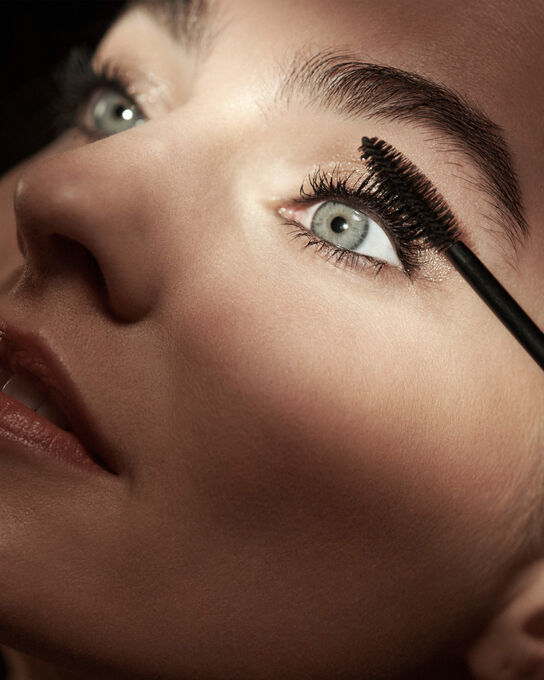 CAVIAR  EXTRAVAGANT MASCARA(FULL SIZE)